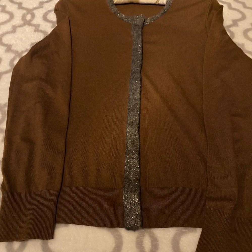 Cardigan sweater